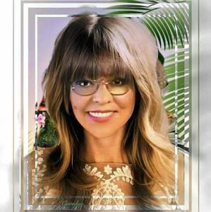 Meet your Posher, Renee